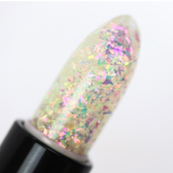 2/$20💕Color Changing Lipstick✨ - Picture 7 of 8